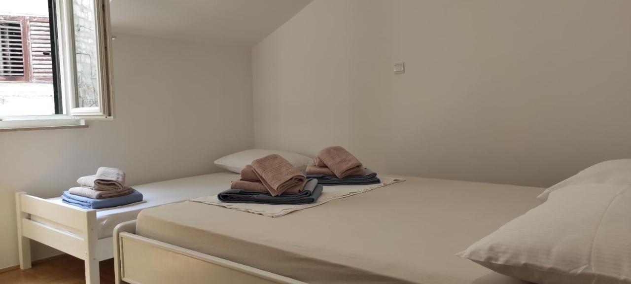 Luxury City Centre Apartment With Stunning View Omiš Extérieur photo