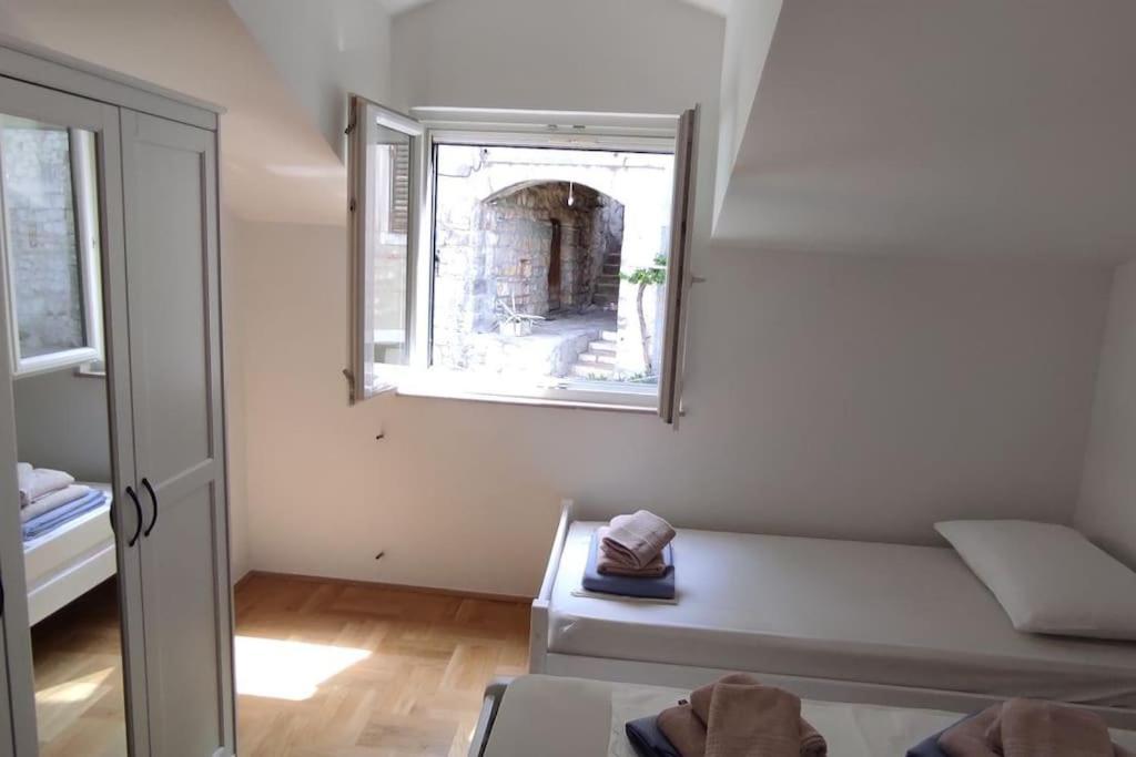 Luxury City Centre Apartment With Stunning View Omiš Extérieur photo