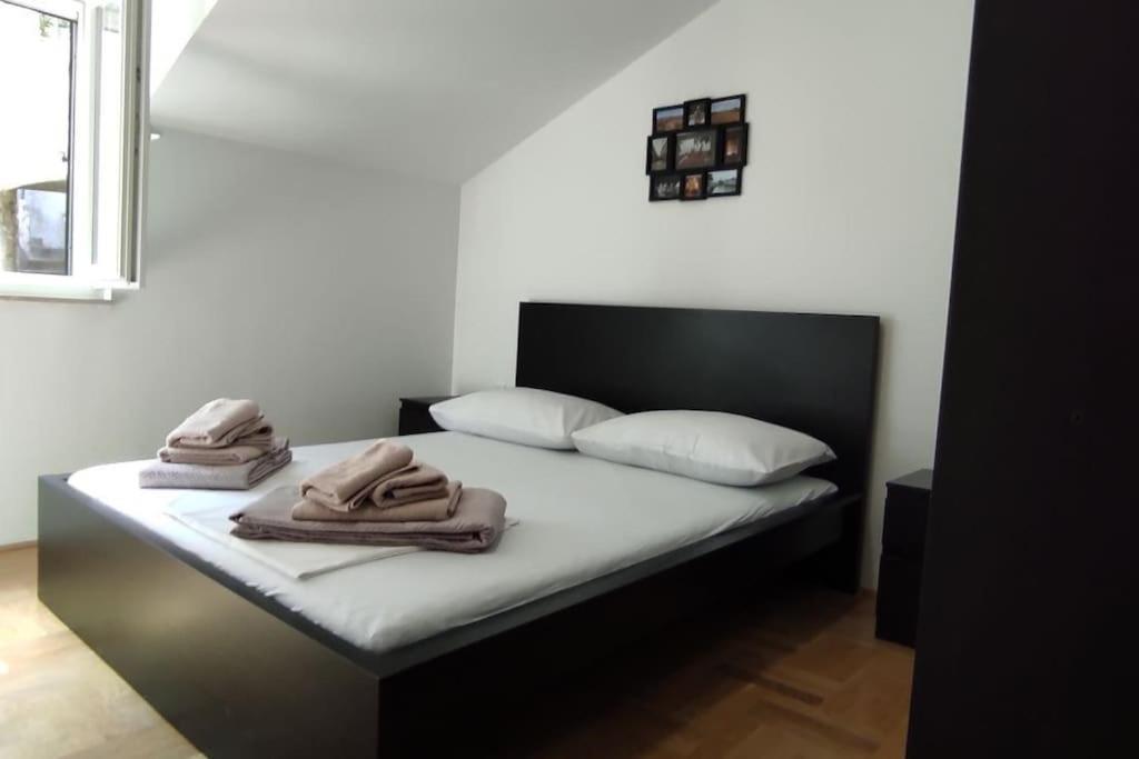 Luxury City Centre Apartment With Stunning View Omiš Extérieur photo