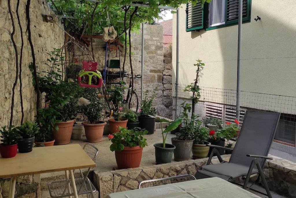Luxury City Centre Apartment With Stunning View Omiš Extérieur photo
