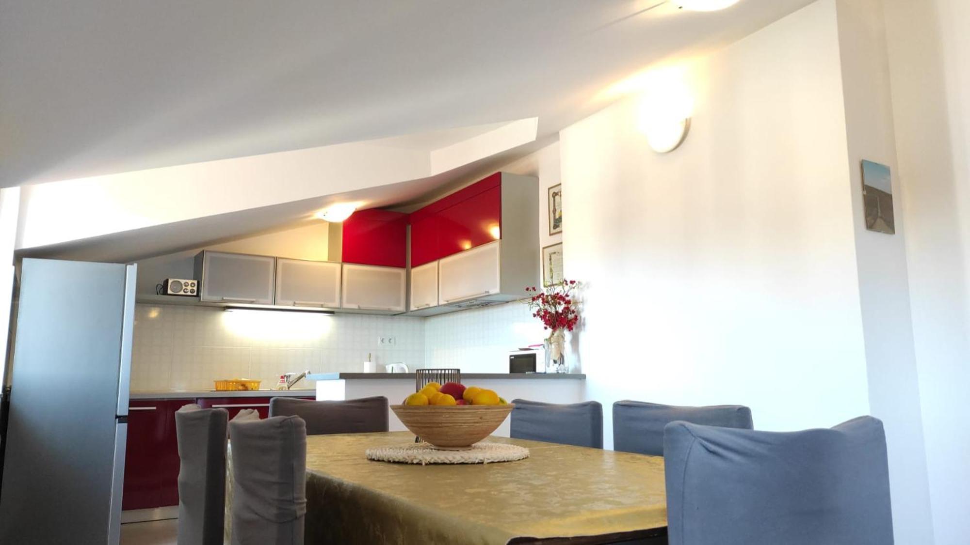 Luxury City Centre Apartment With Stunning View Omiš Extérieur photo